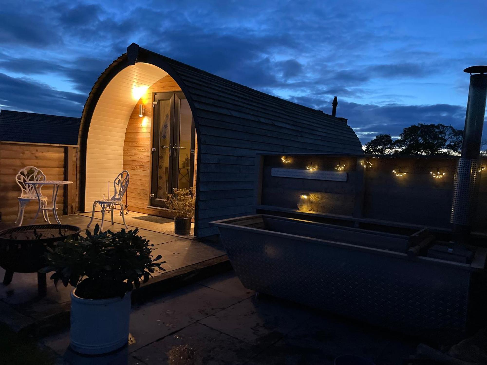 ホテル Abbey Farm Luxury Glamping Rhuddlan エクステリア 写真